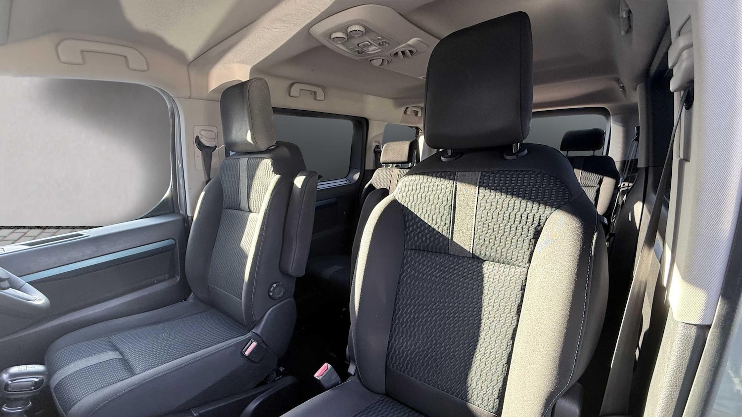 Used Peugeot Traveller 2020 for sale - 76789416: Photo 19