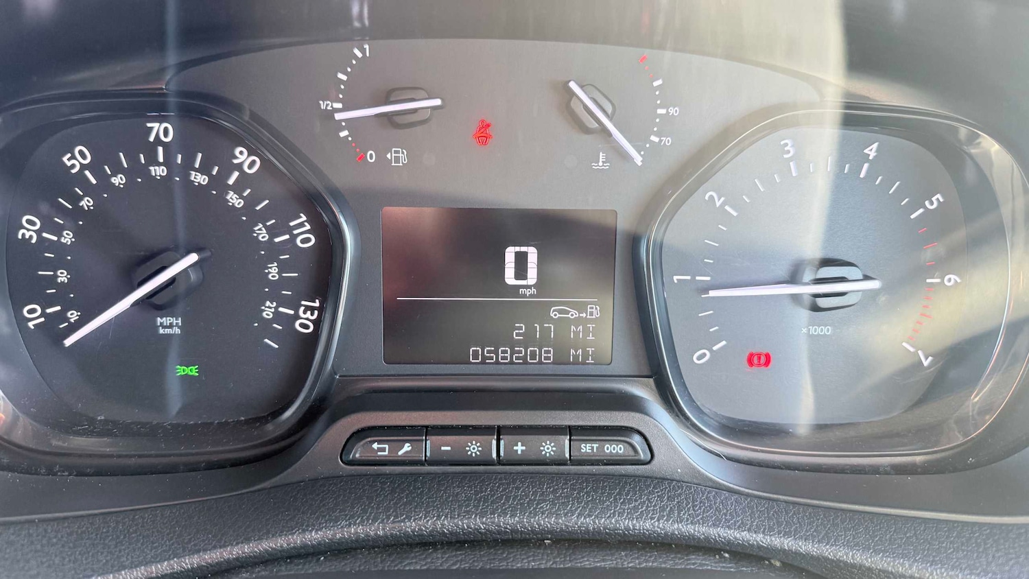 Used Peugeot Traveller 2020 for sale - 76789416: Photo 27