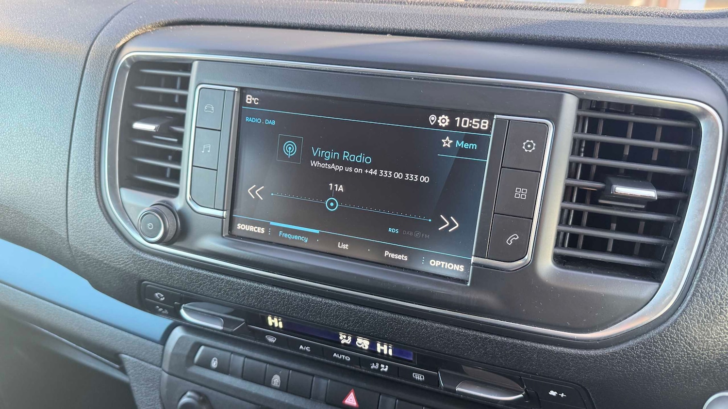 Used Peugeot Traveller 2020 for sale - 76789416: Photo 31