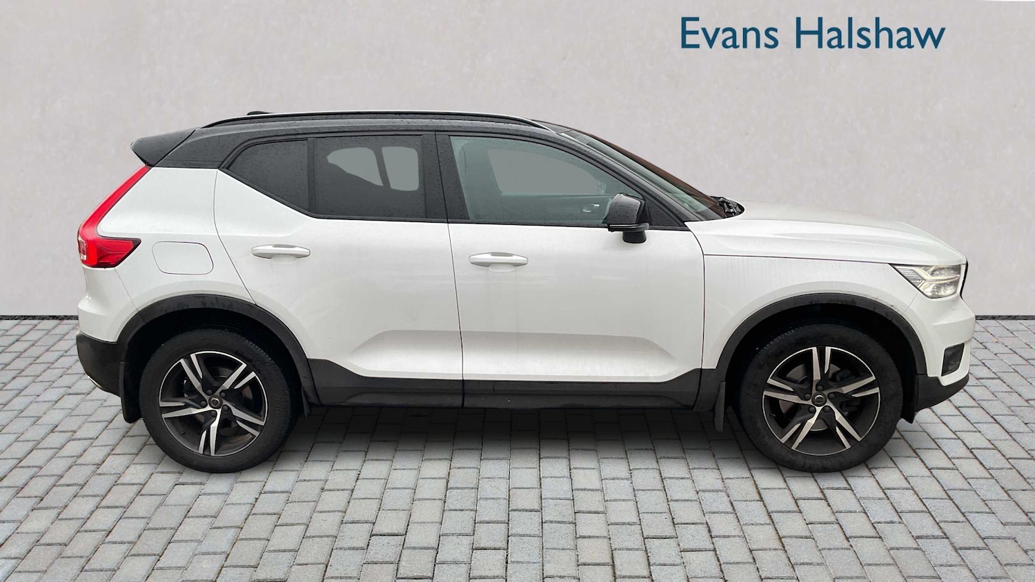 Used Volvo XC40 2019 for sale - 77294242: Photo 4