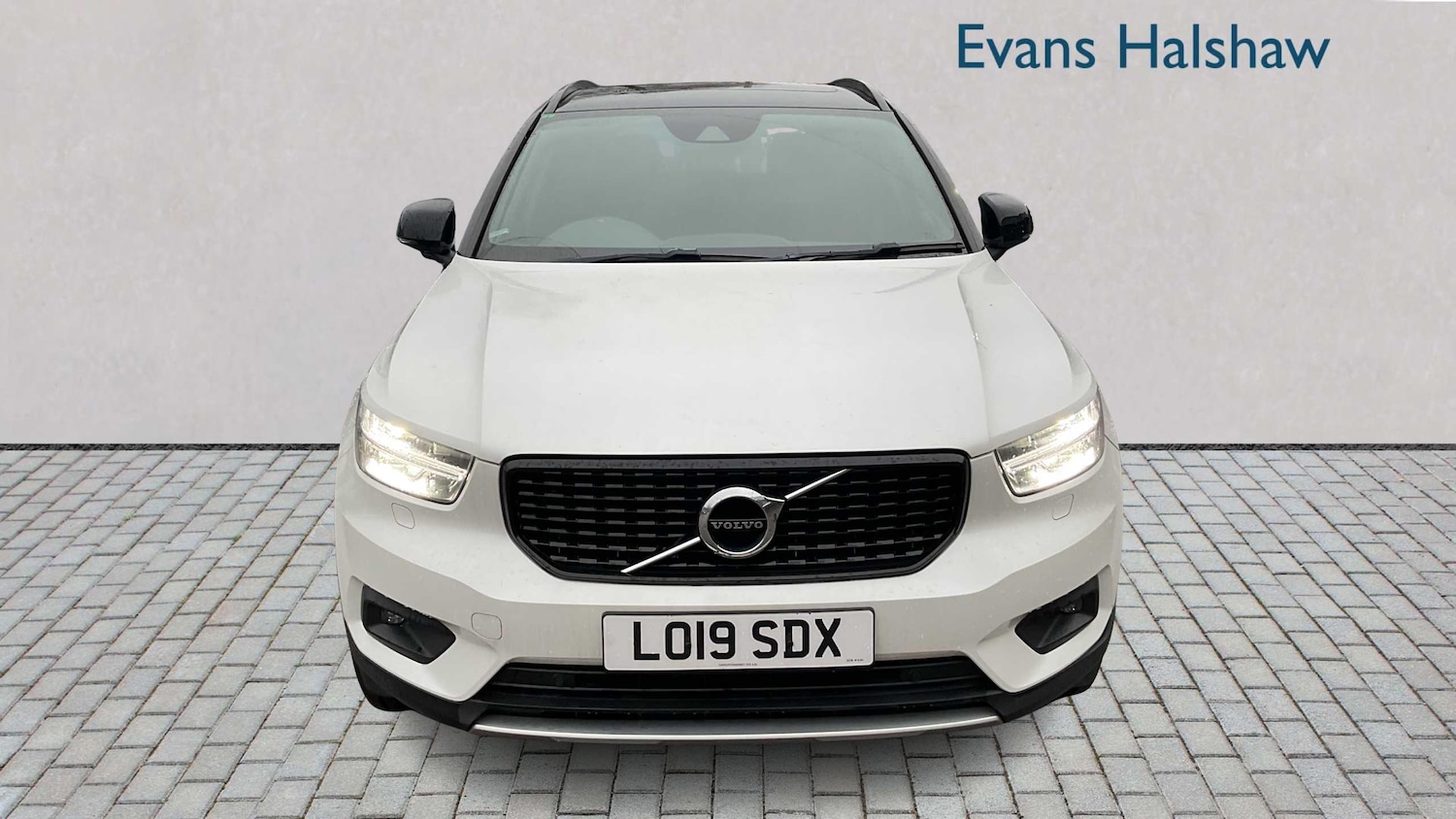 Used Volvo XC40 2019 for sale - 77294242: Photo 5