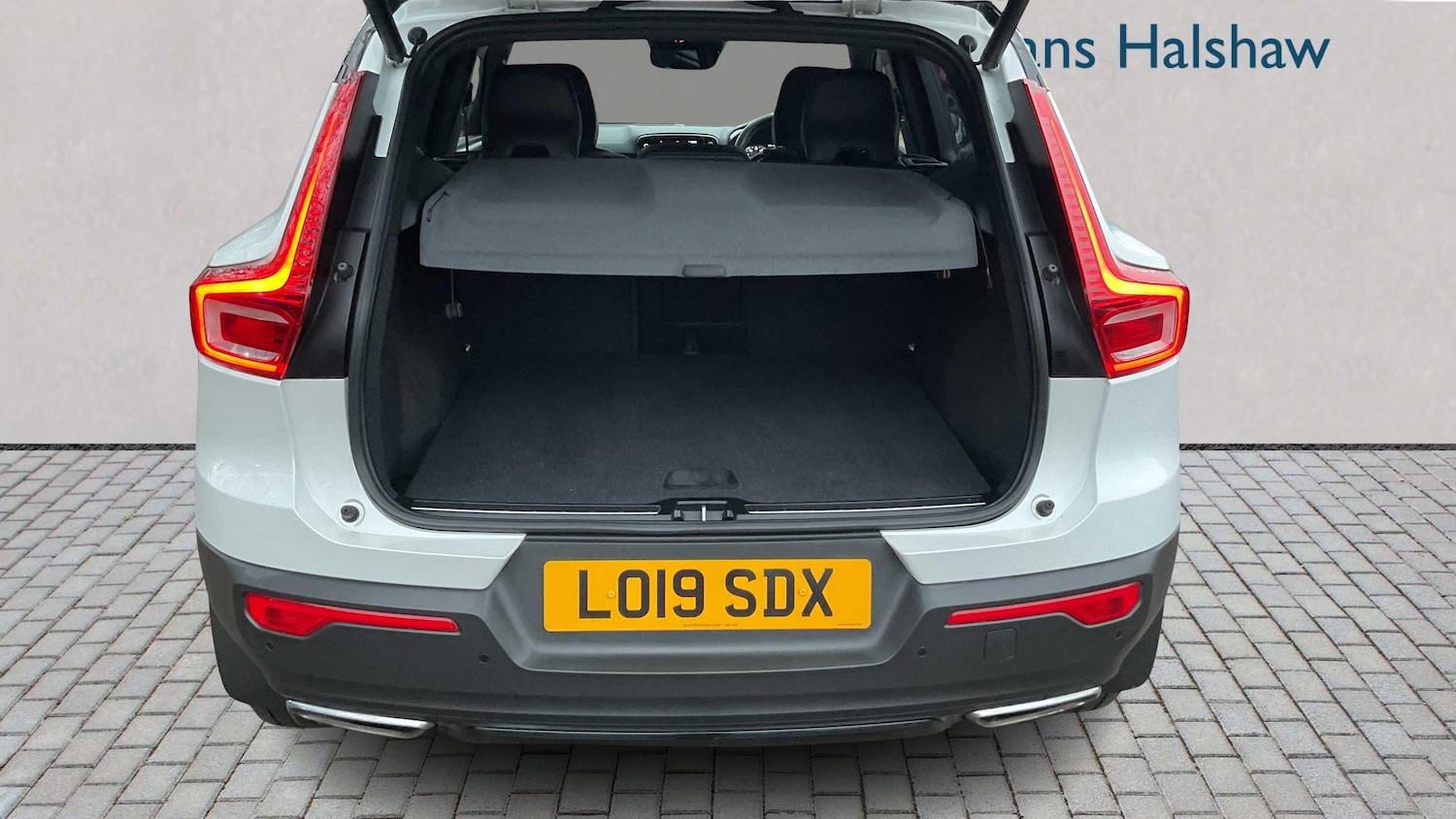 Used Volvo XC40 2019 for sale - 77294242: Photo 8