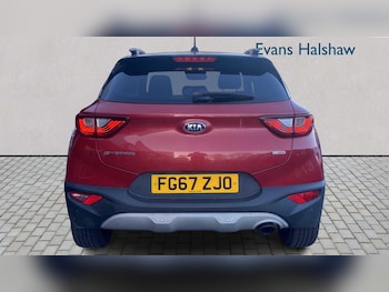 Used Kia Stonic 2017 for sale - 77018867: Photo