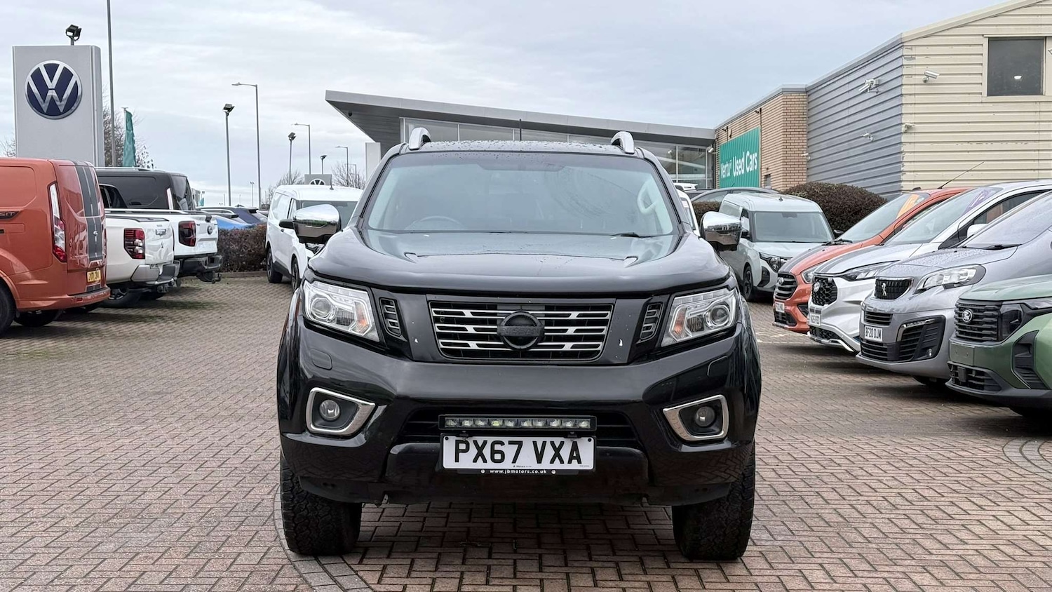 Used Nissan Navara 2017 for sale - 77044092: Photo 2