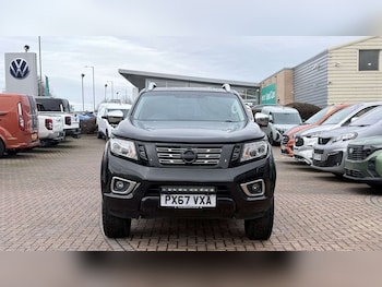 Used Nissan Navara 2017 for sale - 77044092: Photo