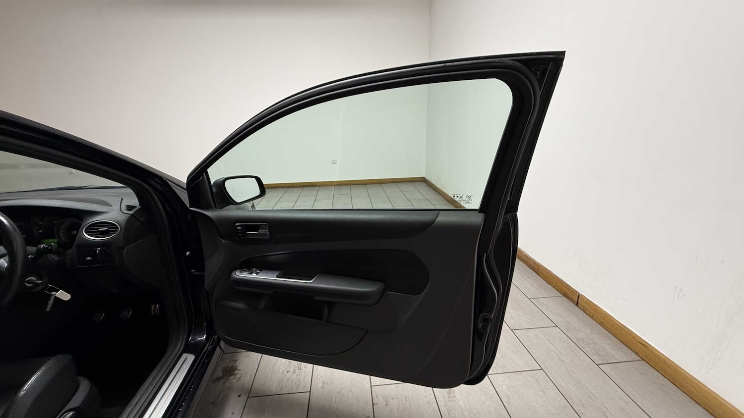 Used Ford Focus 2006 for sale - 76034913: Photo 13