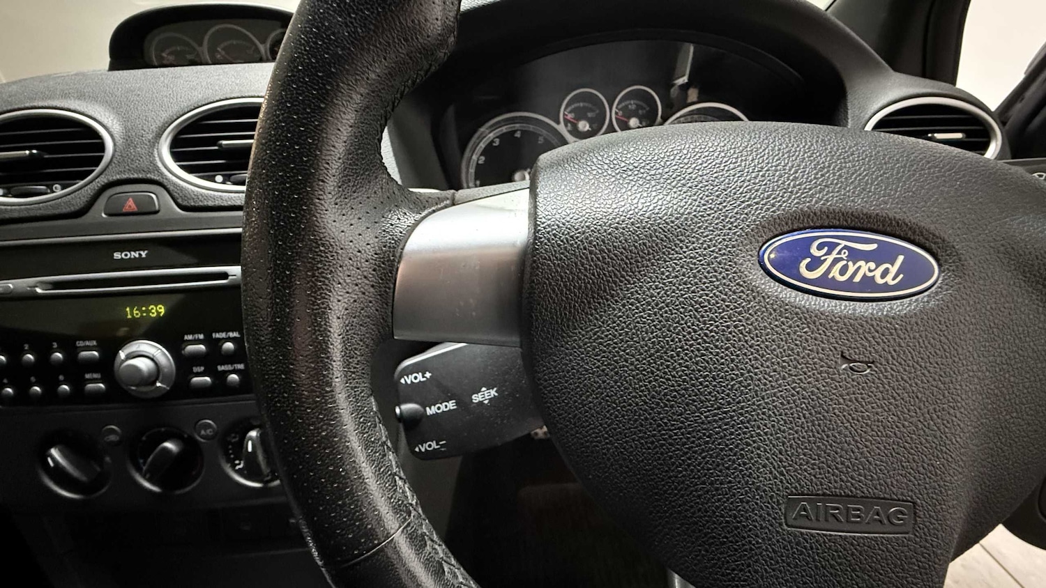 Used Ford Focus 2006 for sale - 76034913: Photo 18