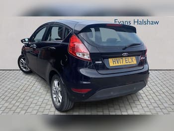 Used Ford Fiesta 2017 for sale - 79770603: Photo