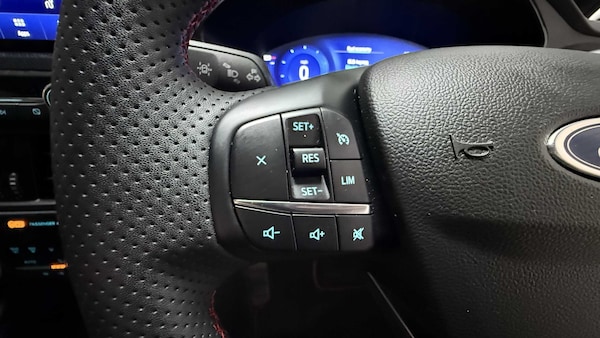 Used Ford Kuga 2024 for sale - 75742350: Photo 19