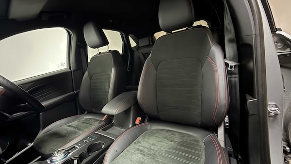 Used Ford Kuga 2024 for sale - 75742350: Photo 34
