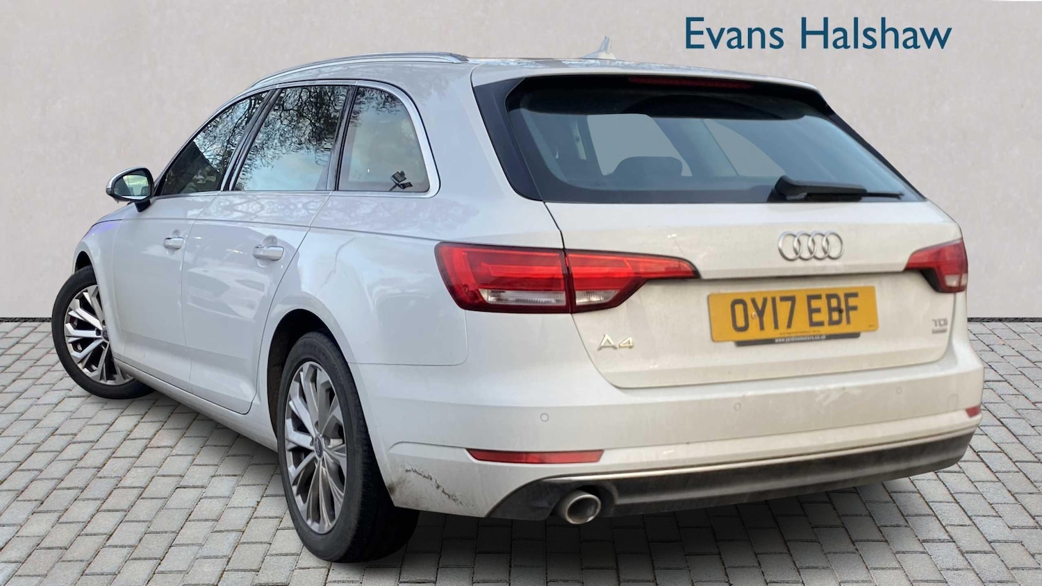 Used Audi A4 2017 for sale - 77076569: Photo 2