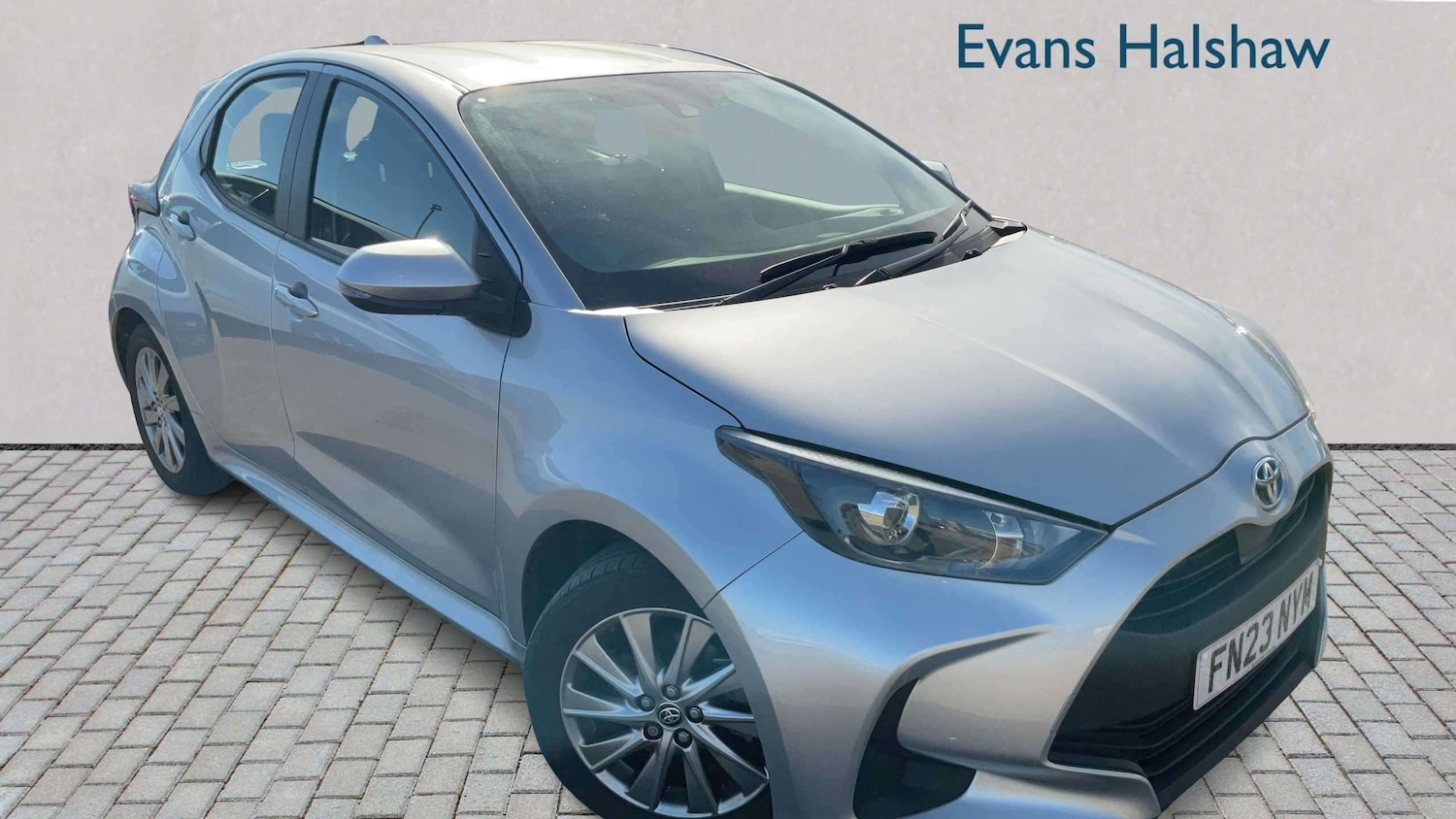 Used Toyota Yaris 2023 for sale - 78173632: Photo 1