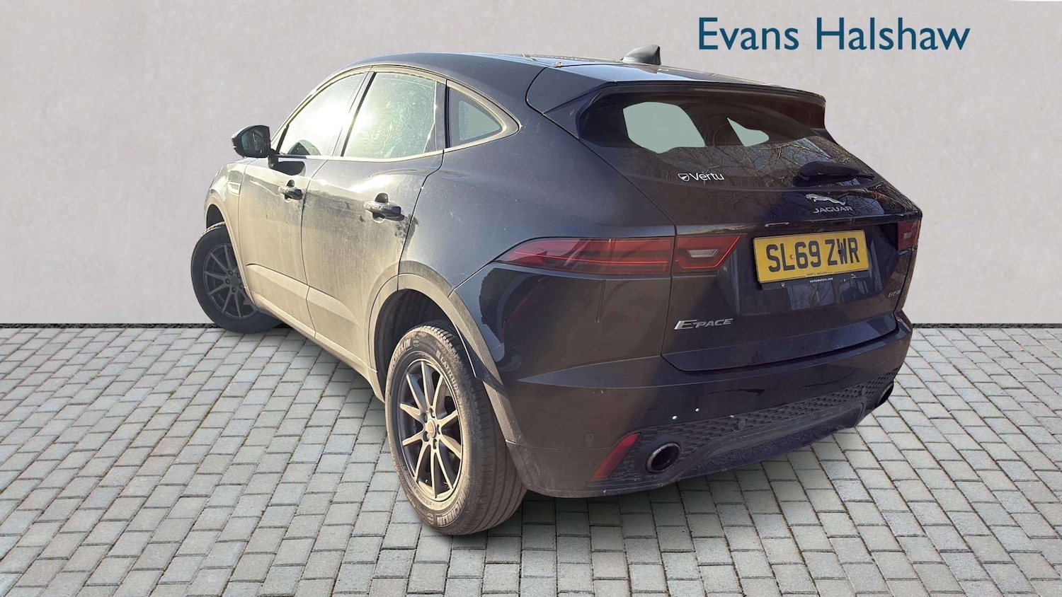 Used Jaguar E-Pace 2019 for sale - 77961010: Photo 2