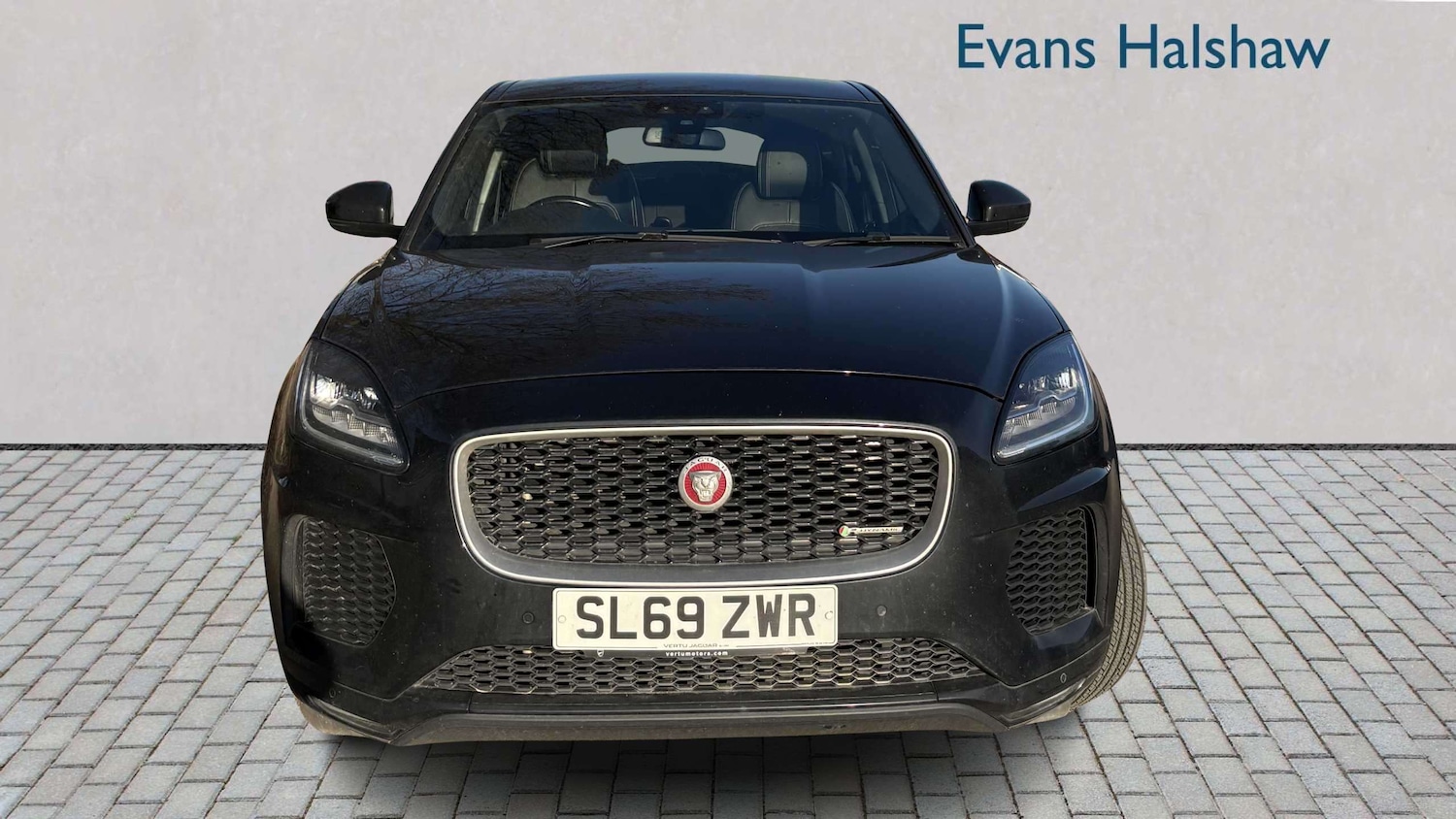 Used Jaguar E-Pace 2019 for sale - 77961010: Photo 4