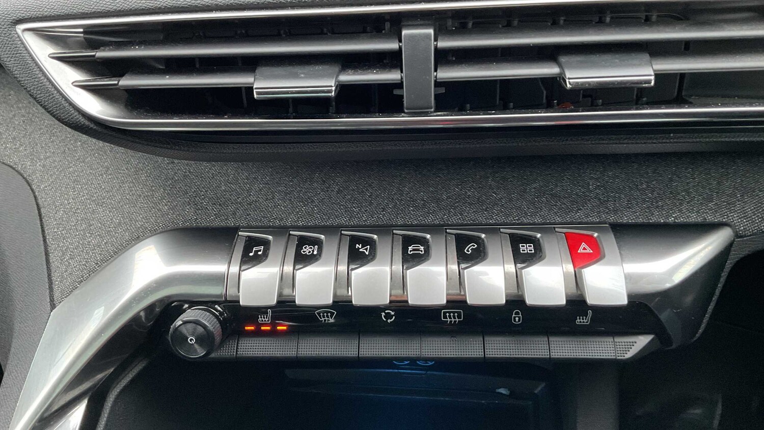 Used Peugeot 3008 2020 for sale - 77443459: Photo 20