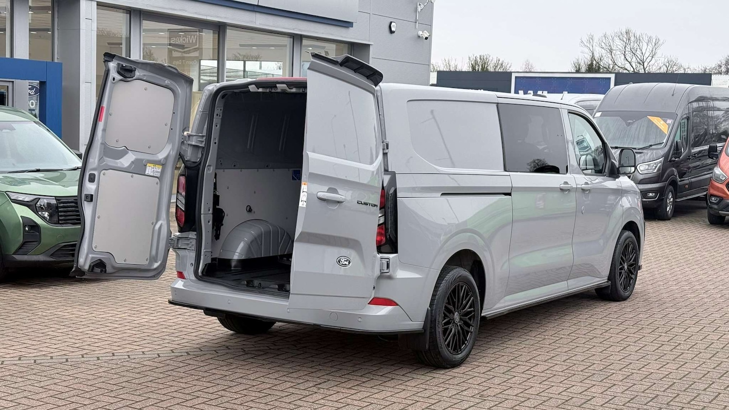Used Ford Transit Custom 2025 for sale - 77429056: Photo 9