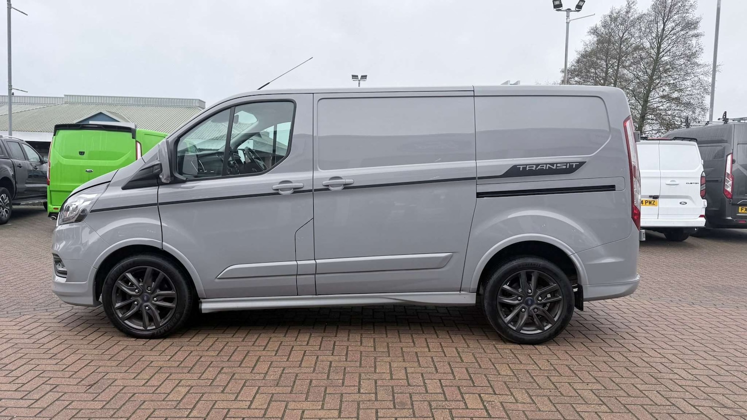 Used Ford Transit Custom 2023 for sale - 77011292: Photo 4