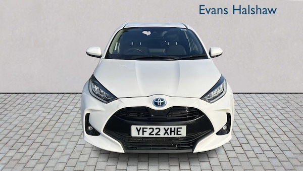Used Toyota Yaris 2022 for sale - 76230449: Photo 1