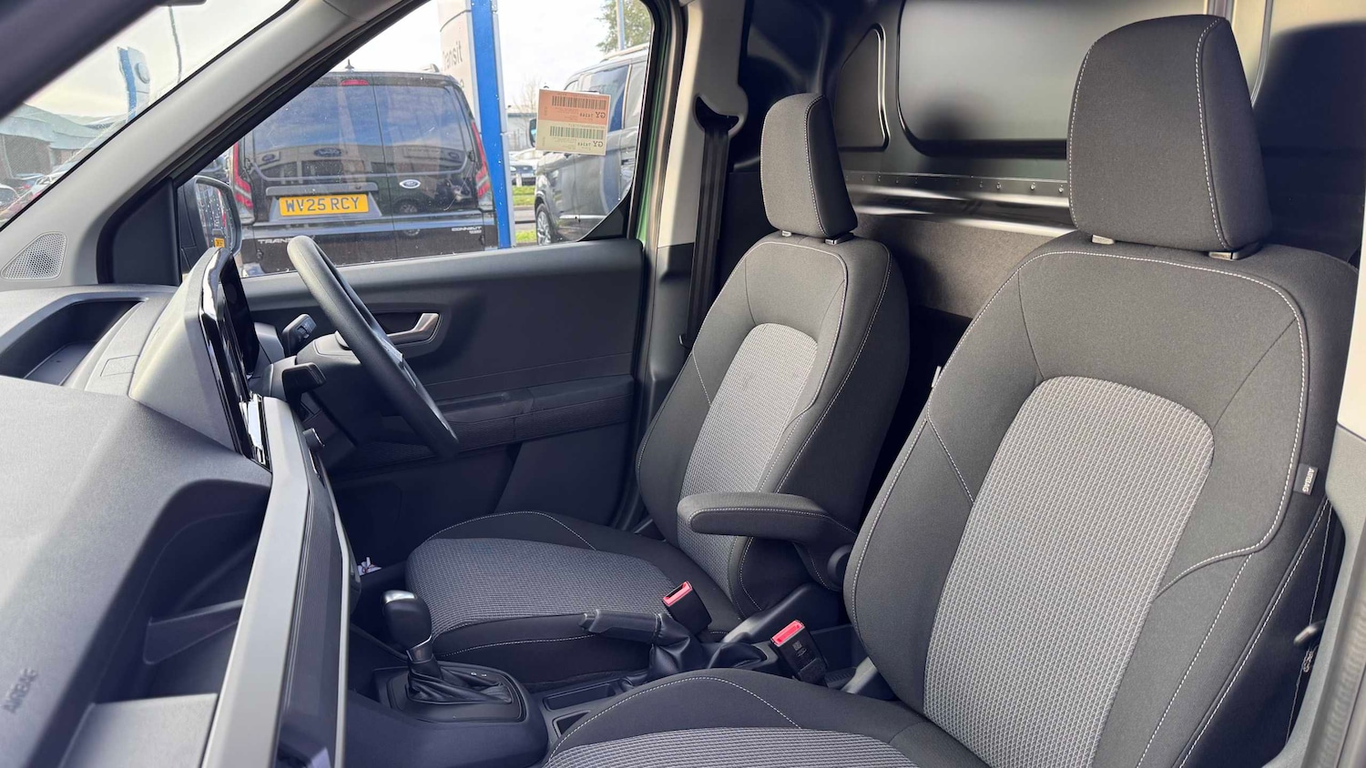 Used Ford Transit Courier for sale - 76842824: Photo 17