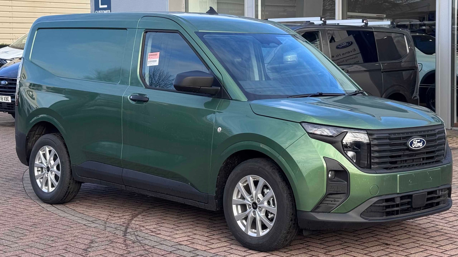 Used Ford Transit Courier for sale - 76842824: Photo 30