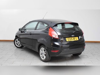 Used Ford Fiesta 2015 for sale - 75592237: Photo