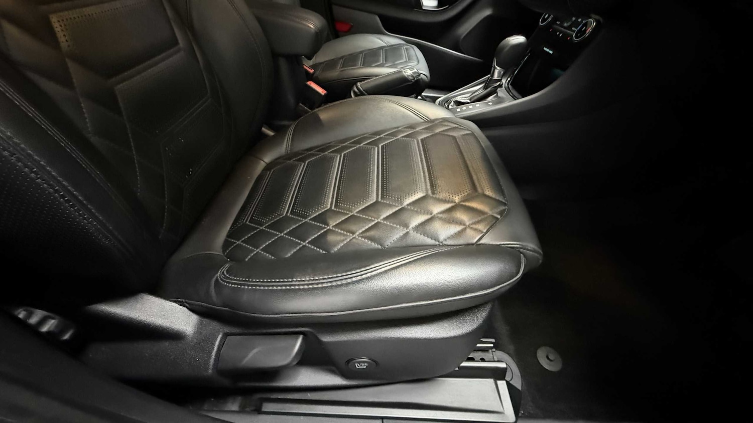 Used Ford Puma 2022 for sale - 75968143: Photo 15