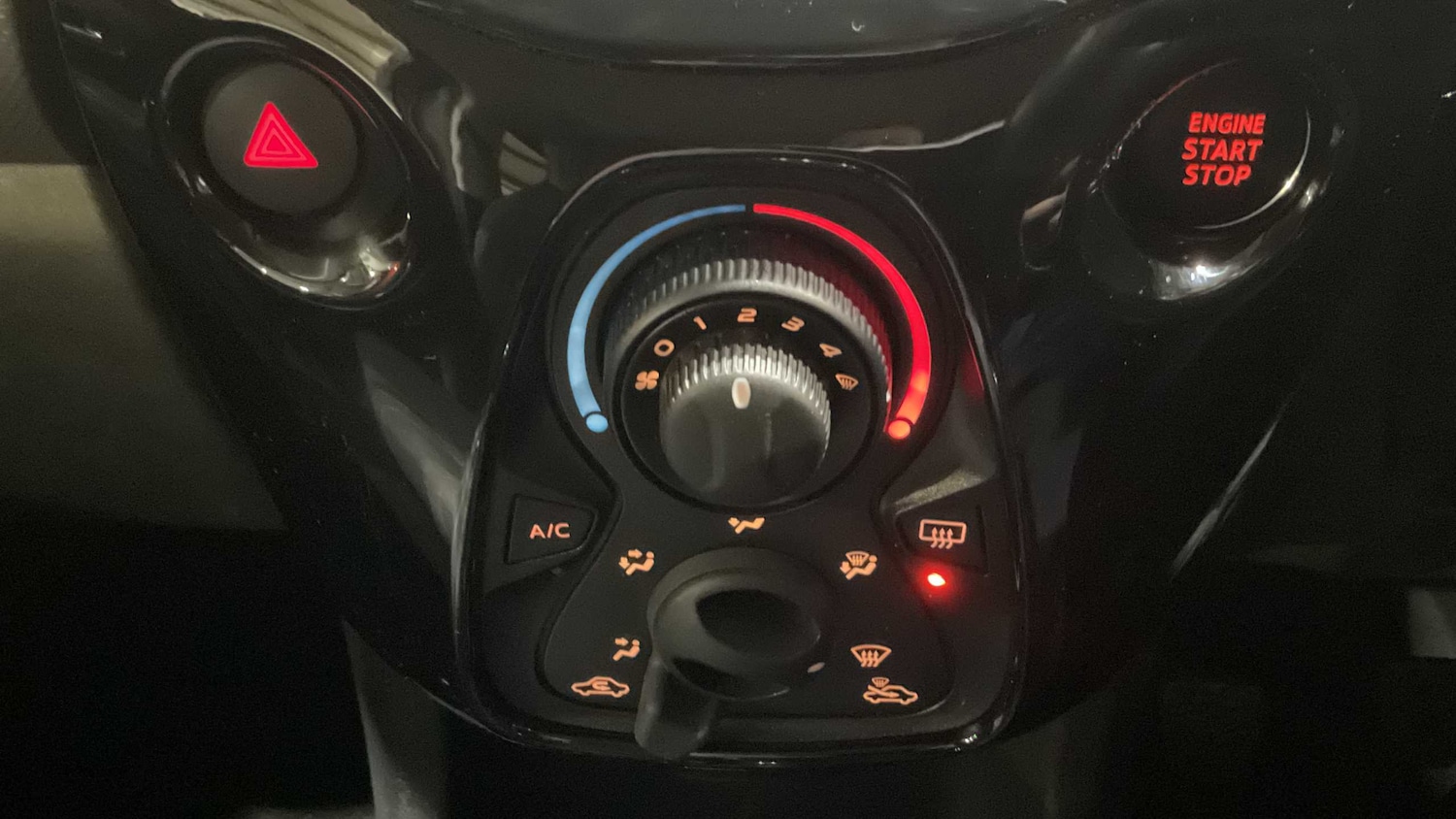 Used Peugeot 108 2020 for sale - 76692118: Photo 20