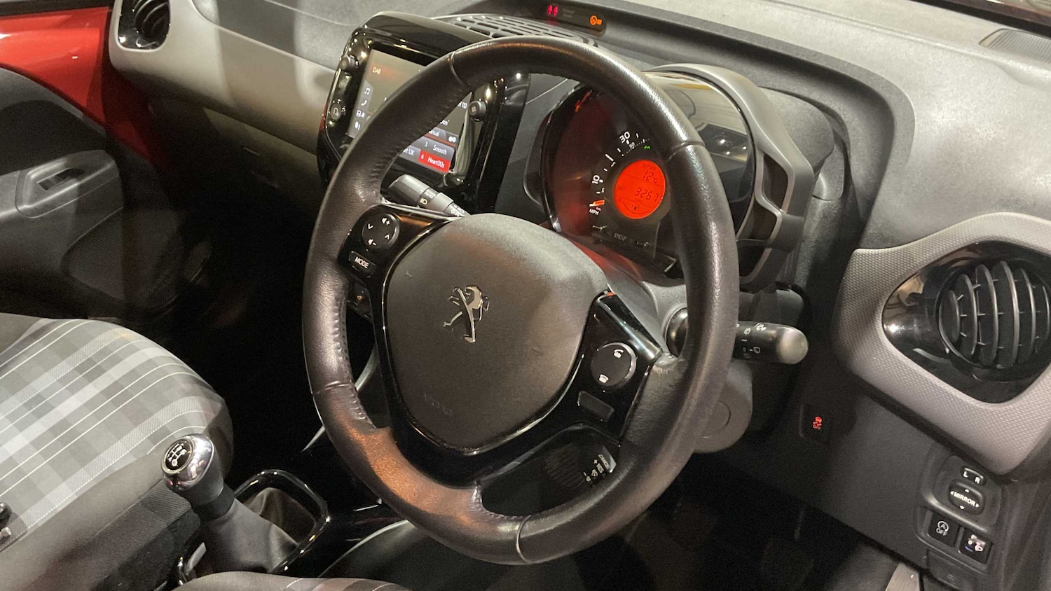 Used Peugeot 108 2020 for sale - 76692118: Photo 9