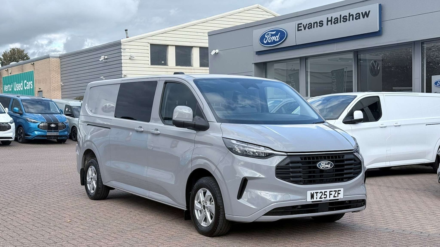 Used Ford Transit Custom 2025 for sale - 76329159: Photo 1