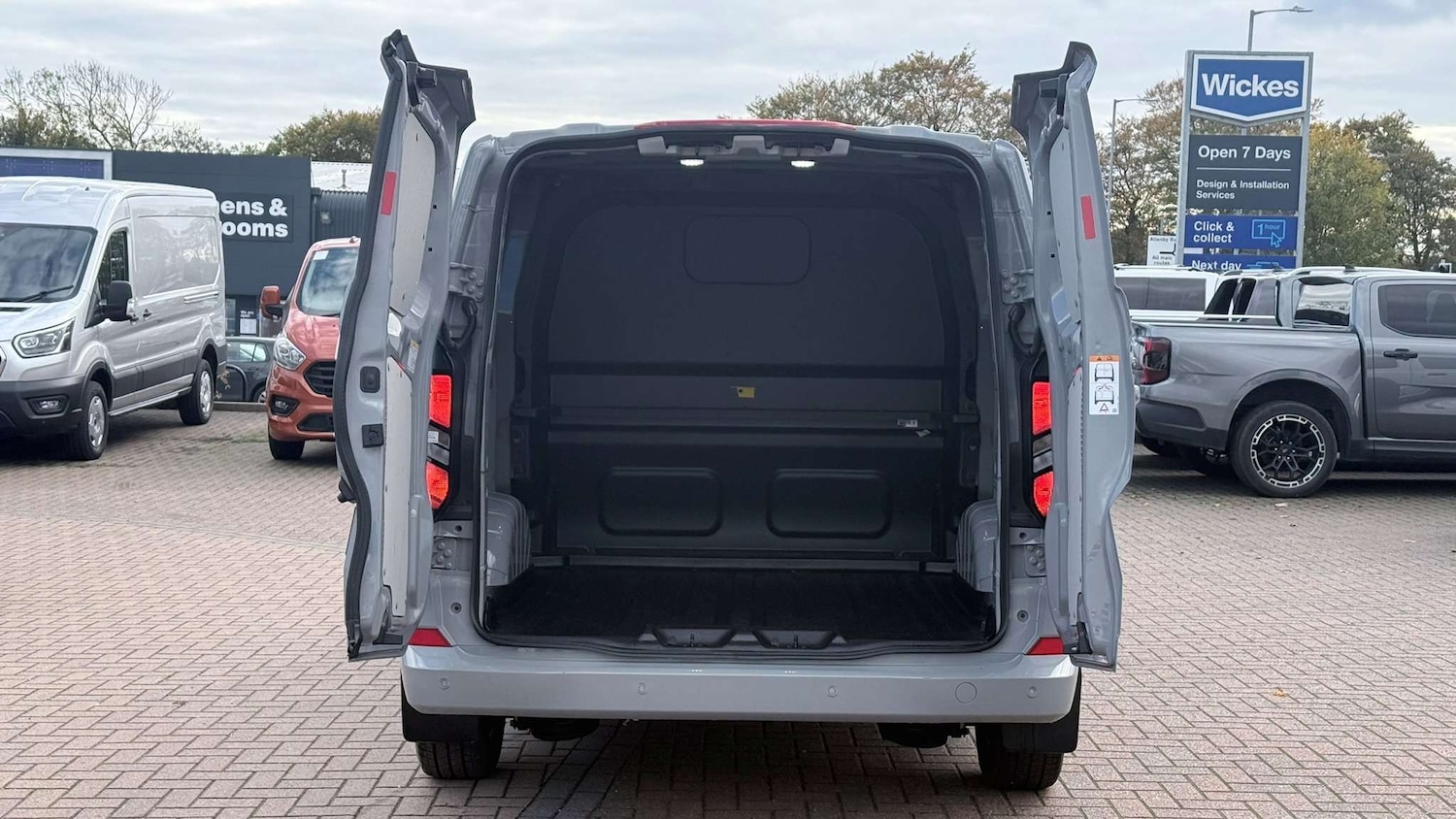 Used Ford Transit Custom 2025 for sale - 76329159: Photo 10