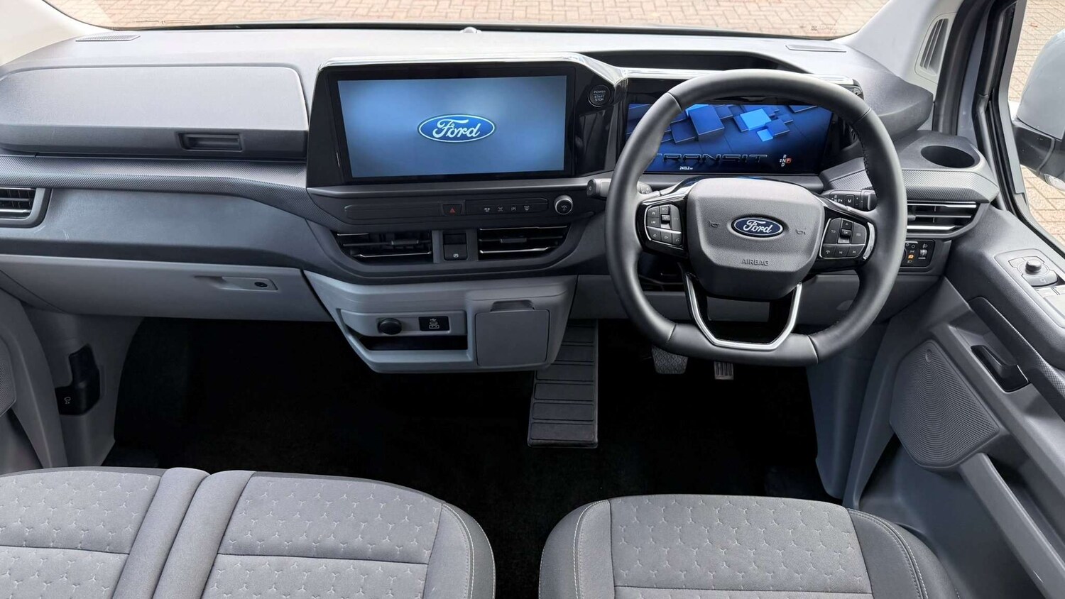 Used Ford Transit Custom 2025 for sale - 76329159: Photo 19