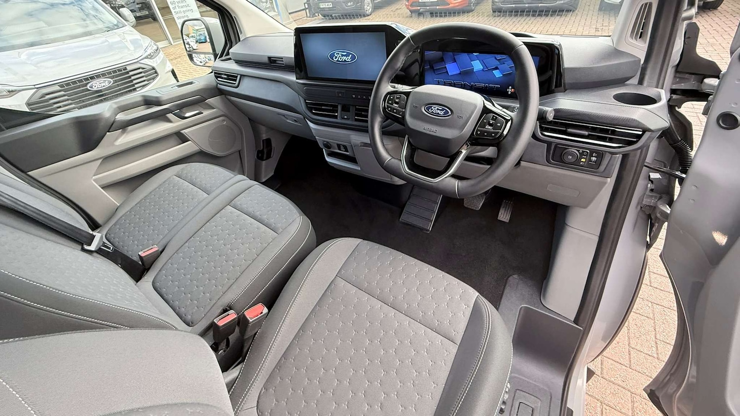 Used Ford Transit Custom 2025 for sale - 76329159: Photo 21