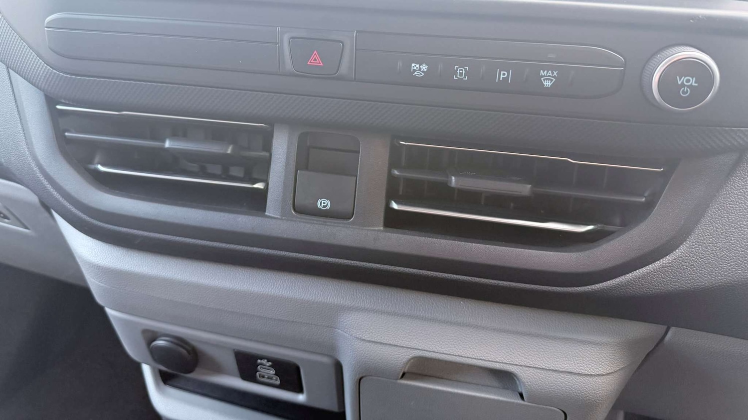 Used Ford Transit Custom 2025 for sale - 76329159: Photo 30