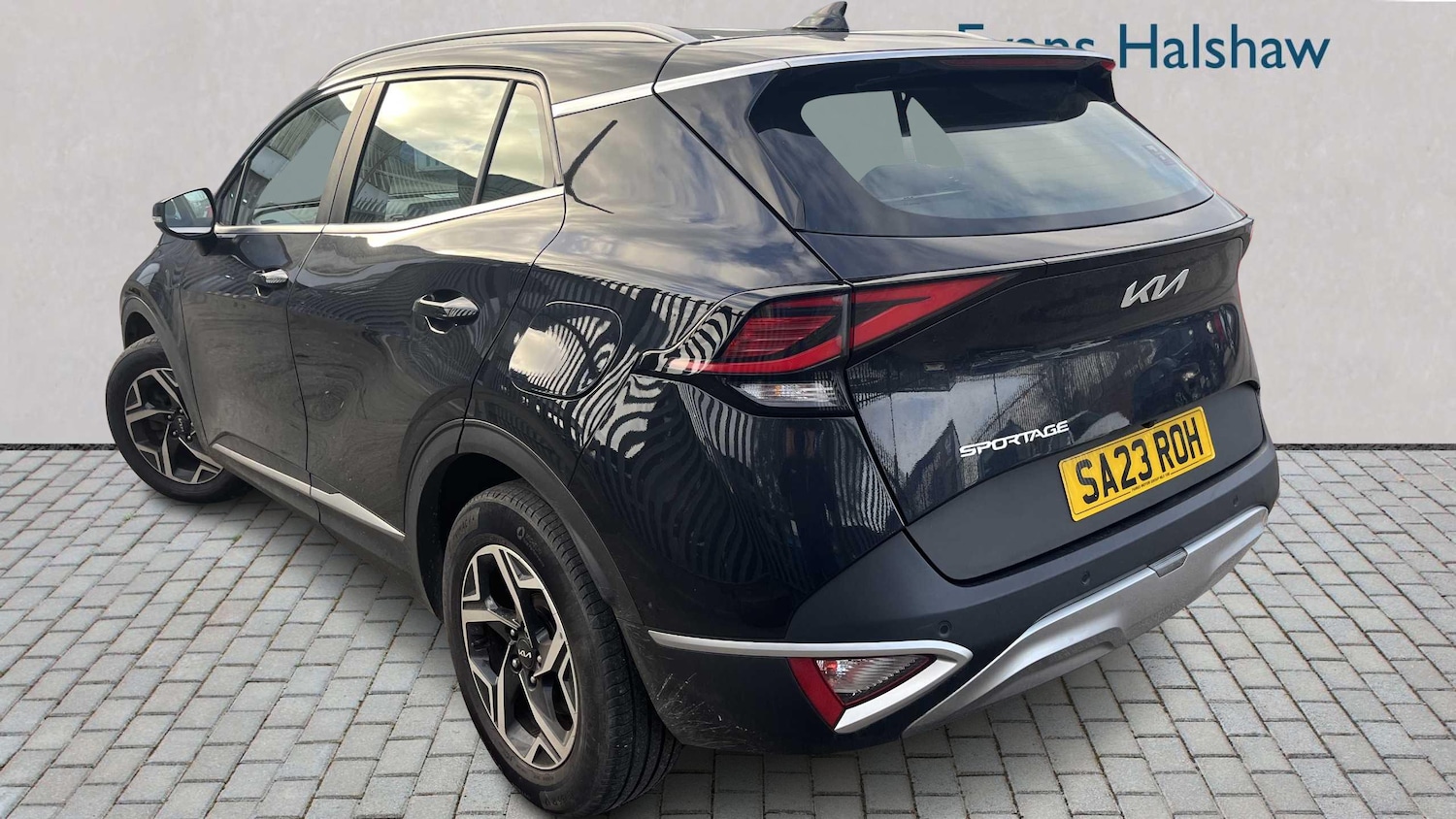 Used Kia Sportage 2023 for sale - 76916128: Photo 3