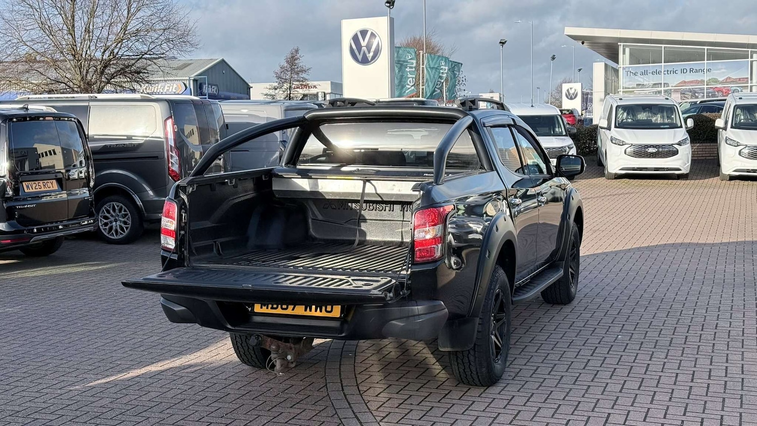 Used Mitsubishi L200 2017 for sale - 76902406: Photo 10