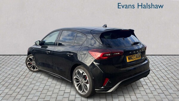 Used Ford Focus 2023 for sale - 76298331: Photo 2