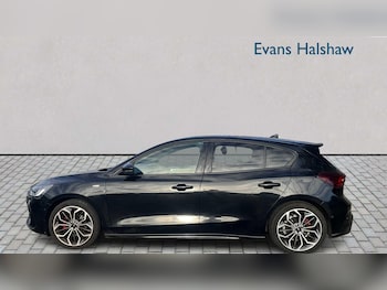 Used Ford Focus 2023 for sale - 76298331: Photo 4