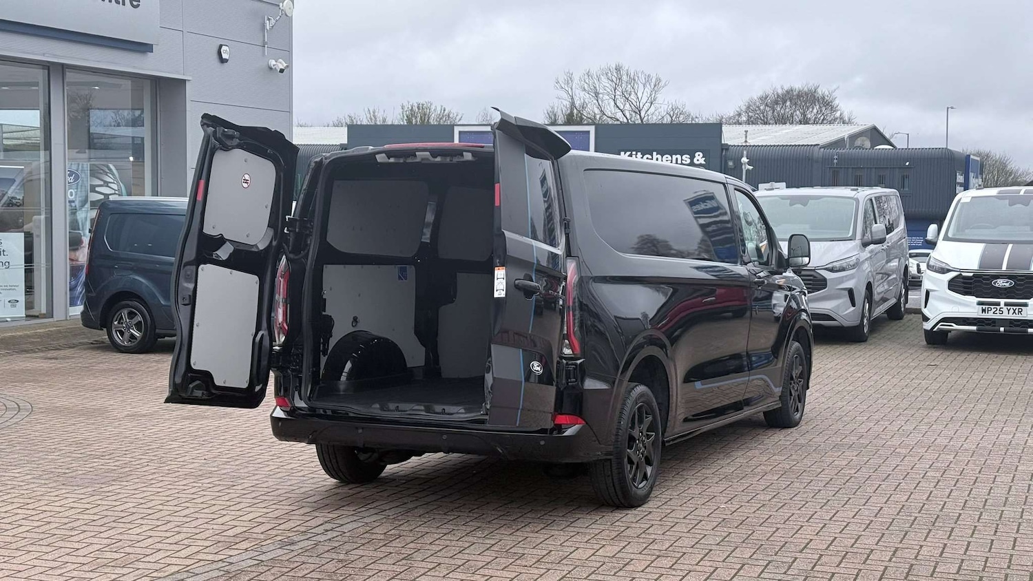 Used Ford Transit Custom 2025 for sale - 77540687: Photo 11