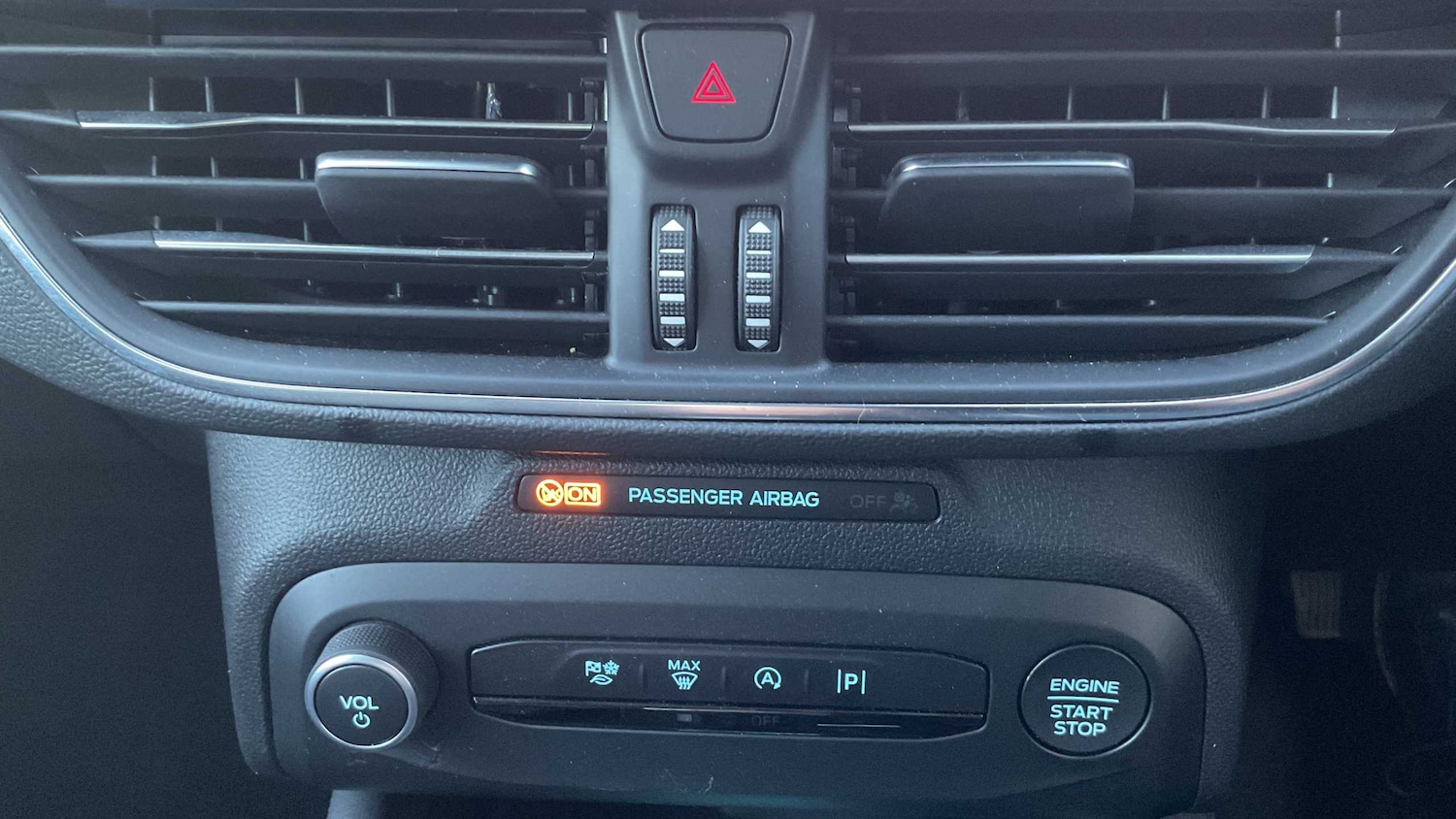 Used Ford Focus 2023 for sale - 77099581: Photo 20