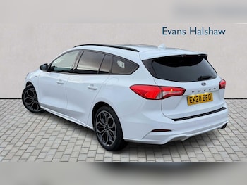 Used Ford Focus 2020 for sale - 76978786: Photo