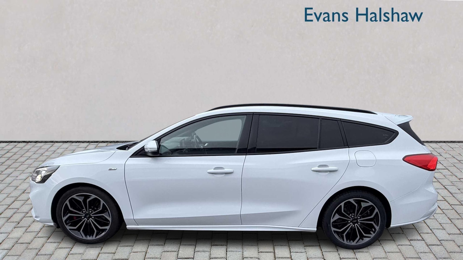 Used Ford Focus 2020 for sale - 76978786: Photo 3