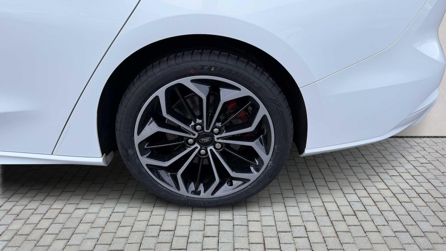 Used Ford Focus 2020 for sale - 76978786: Photo 8