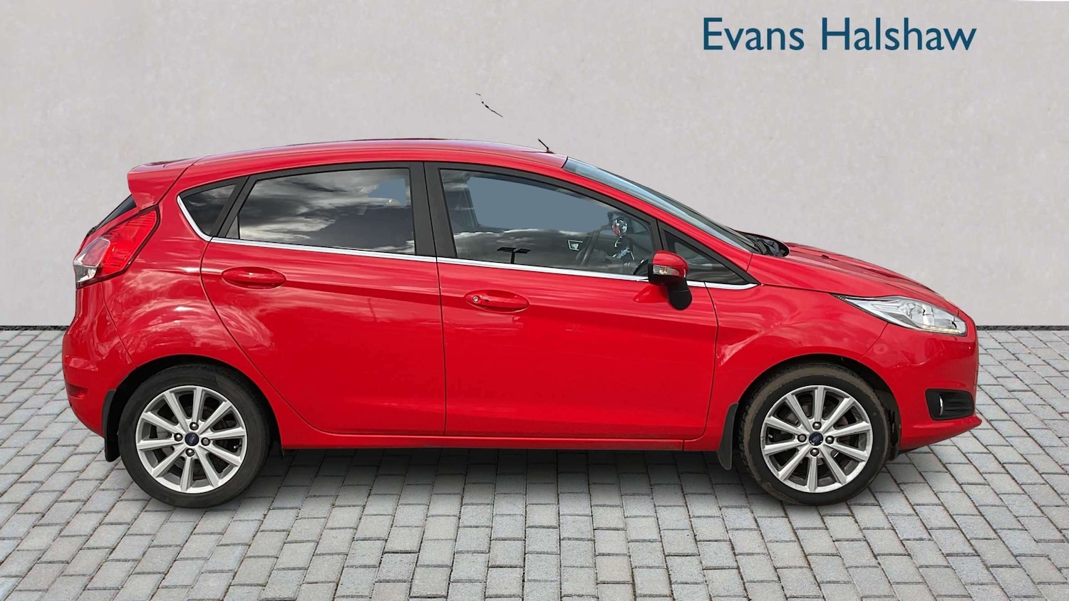 Used Ford Fiesta 2015 for sale - 78063837: Photo 4