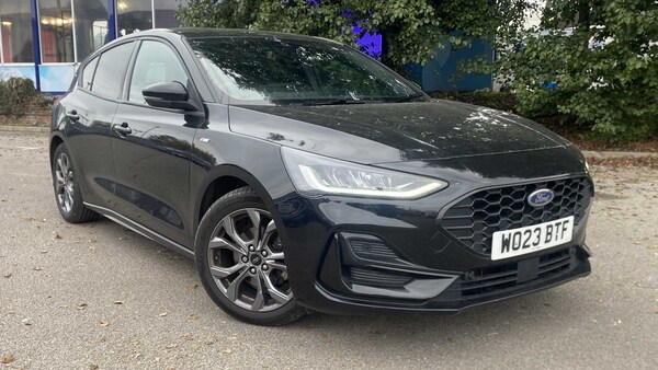 Used Ford Focus 2023 for sale - 76298497: Photo 1