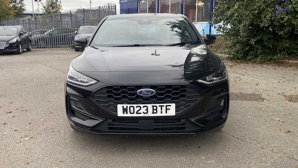 Used Ford Focus 2023 for sale - 76298497: Photo 4