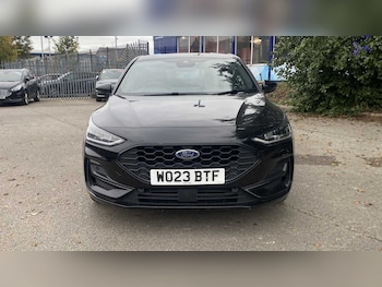 Used Ford Focus 2023 for sale - 76298497: Photo 4