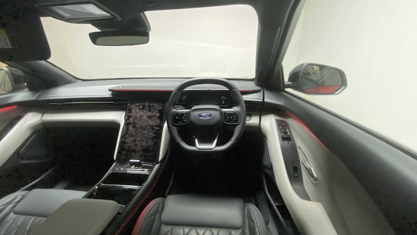 Used Ford Explorer 2024 for sale - 76113498: Photo 31