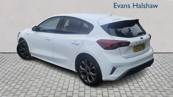 Used Ford Focus 2022 for sale - 76286290: Photo 2