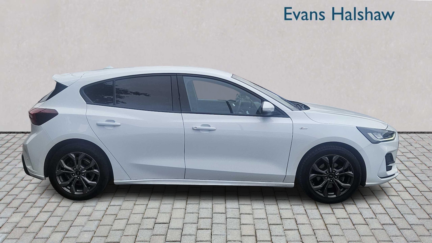 Used Ford Focus 2022 for sale - 76286290: Photo 3