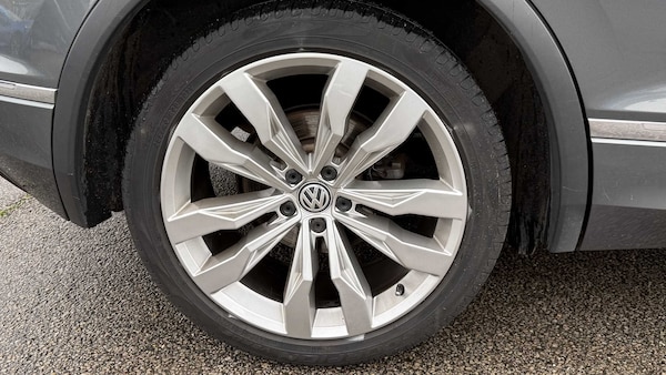 Used Volkswagen Tiguan 2018 for sale - 75452716: Photo 11